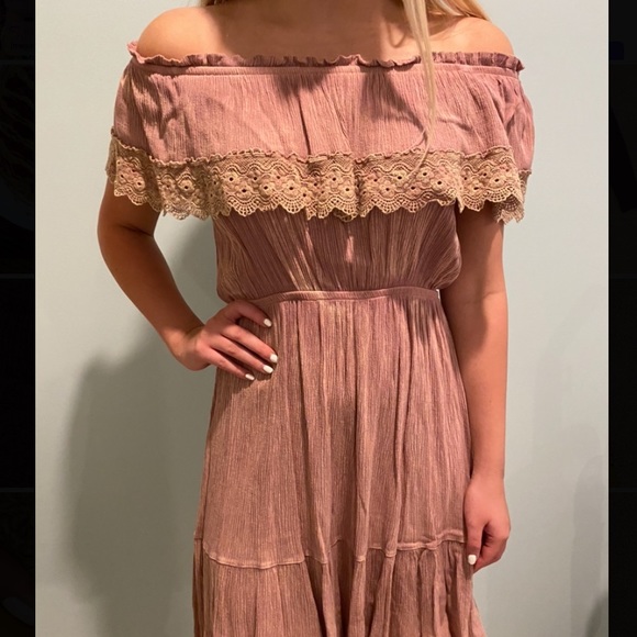 Altar'd State Dresses & Skirts - Altar’d state off the shoulder dress